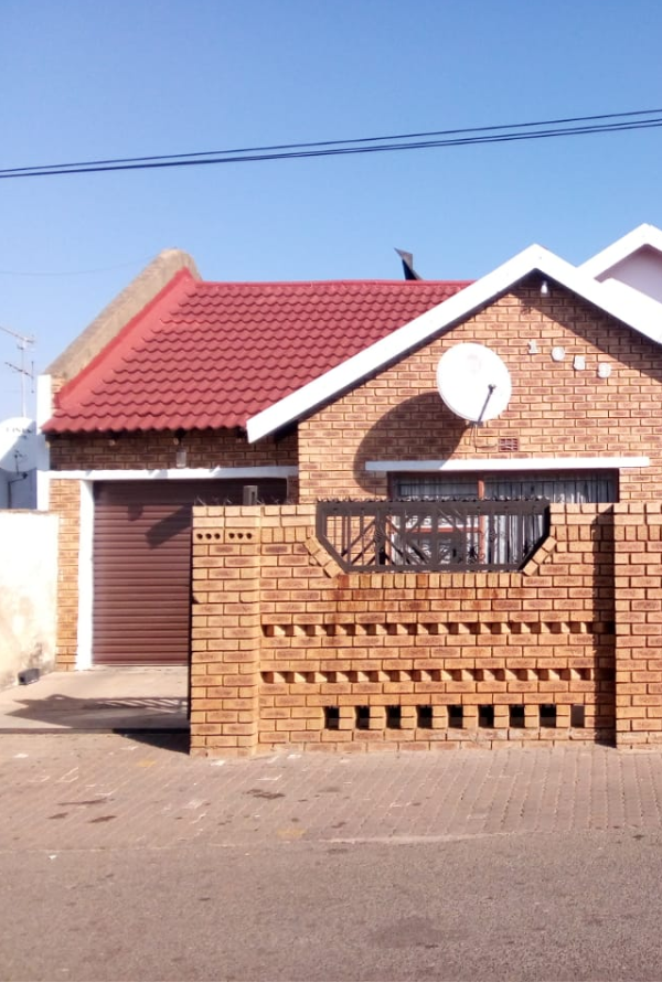 live in better homes-12-house for sale2